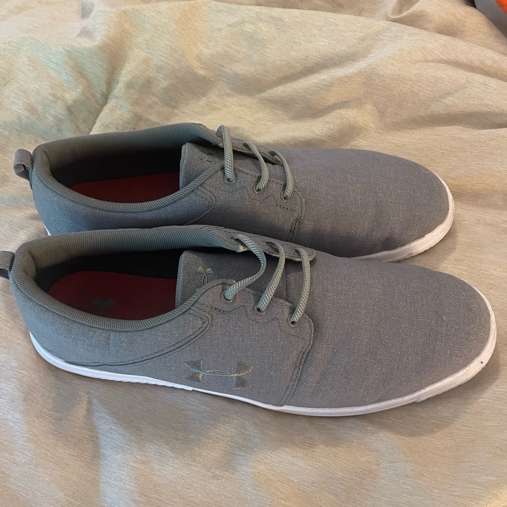 Under Armour Men's Gray Sneakers